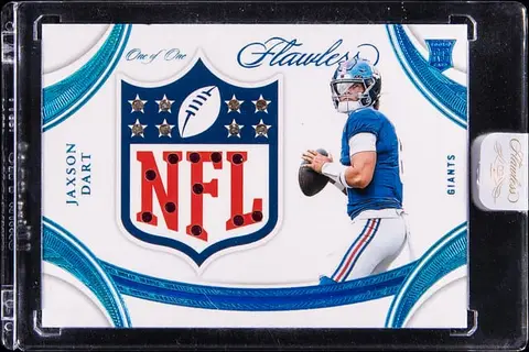 2025 Panini Flawless NFL Shield Gems #NSG-JDT Jaxson Dart Gem Relic Rookie Card (#1/1) - Panini Encased