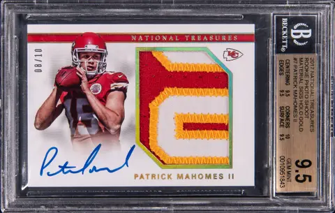 2017 Panini National Treasures Rookie Material Signatures RPS Holo Gold #RMS-PM Patrick Mahomes II Signed Patch Rookie Card (#08/10) - BGS GEM MINT 9.5, Beckett 10 - True Gem+ - Pop 3