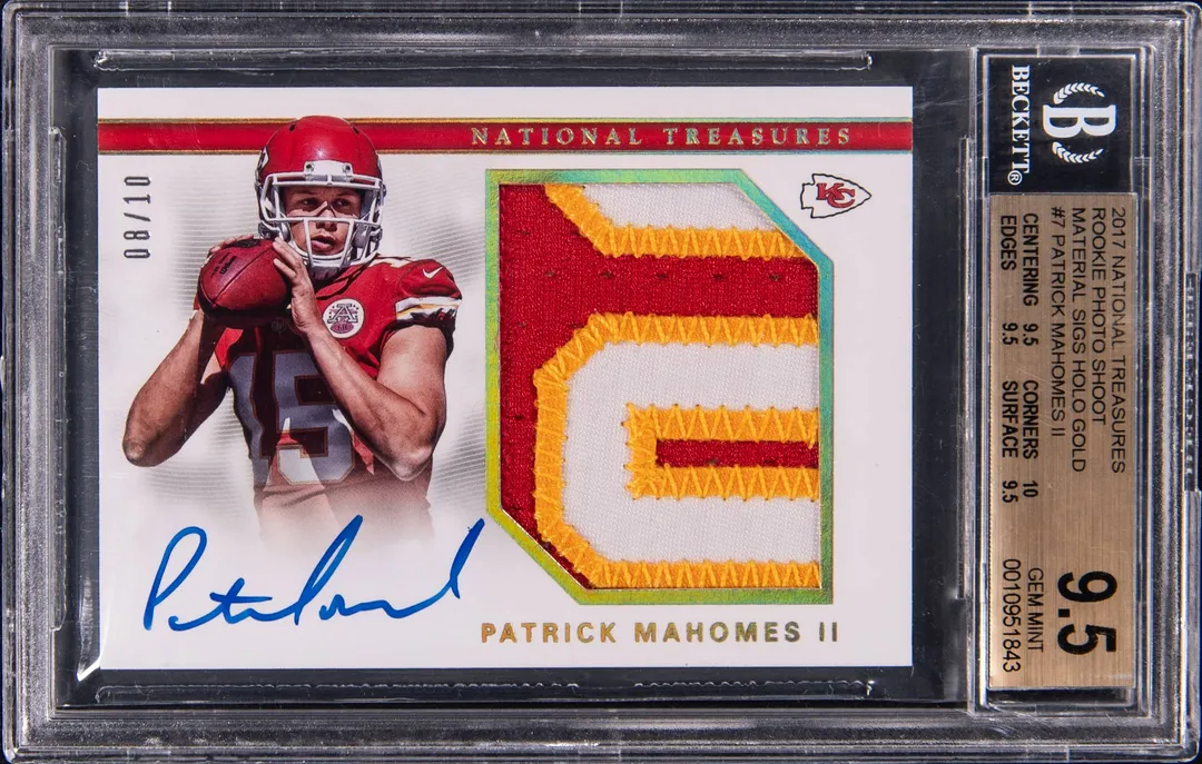 Mahomes 2017 NT Holo Gold RPA /10 Sells for $53.7K